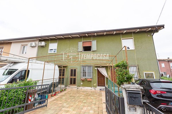 casa indipendente in vendita a Brescia in zona Villaggio Sereno