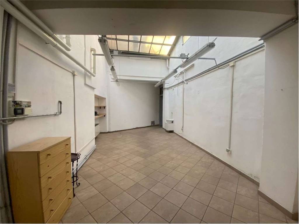 negozio in vendita a Brescia in zona Borgo Trento