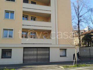 appartamento in vendita a Brescia in zona Crocifissa di Rosa