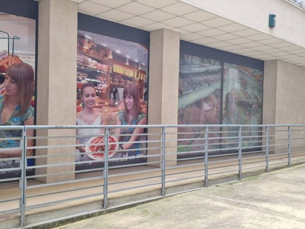 negozio in vendita a Brescia in zona Caionvico