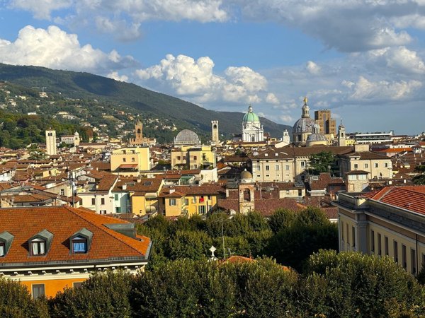 appartamento in vendita a Brescia in zona Porta Milano
