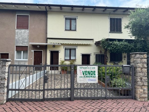 casa indipendente in vendita a Brescia in zona Chiusure