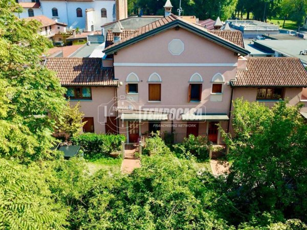 appartamento in vendita a Brescia in zona Centro Storico