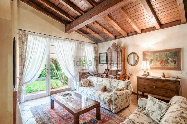 casa indipendente in vendita a Brescia in zona Caionvico