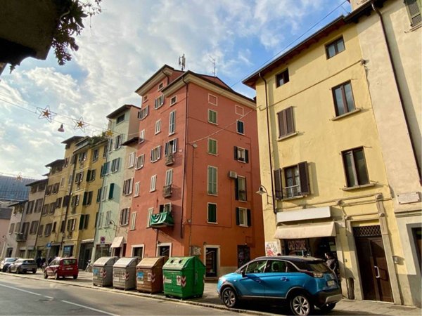 negozio in vendita a Brescia in zona Centro Storico