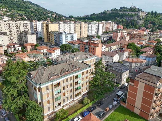 appartamento in vendita a Brescia in zona Centro Storico