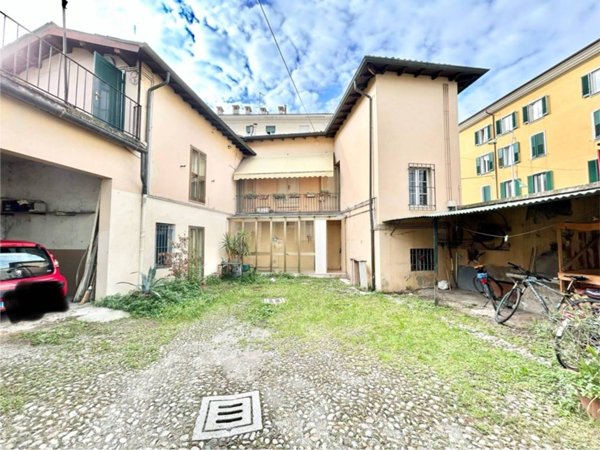 appartamento in vendita a Brescia in zona Lamarmora
