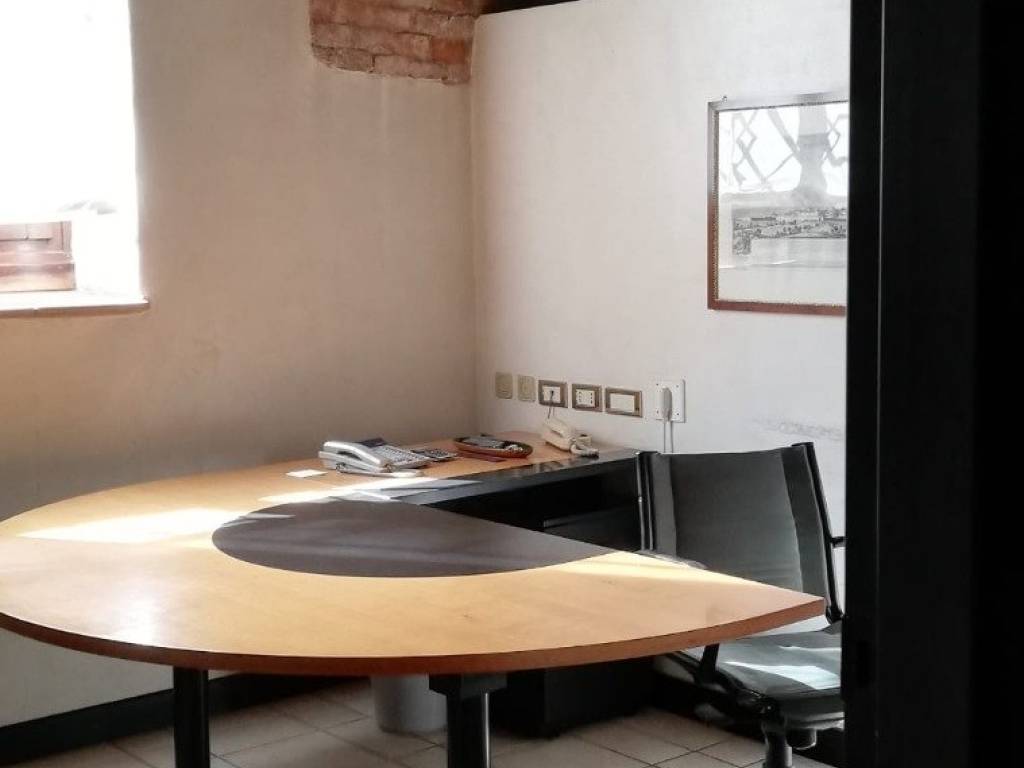 ufficio in vendita a Brescia in zona Borgo Trento