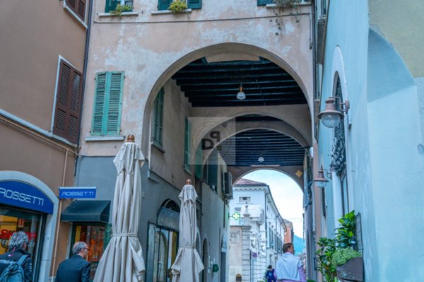 appartamento in vendita a Brescia in zona Centro Storico