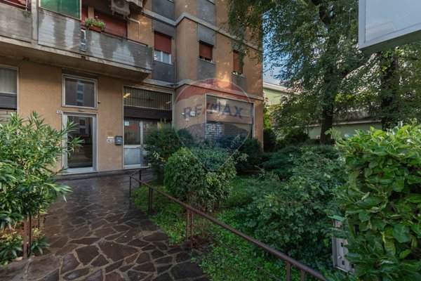 locale commerciale in vendita a Brescia in zona Casazza