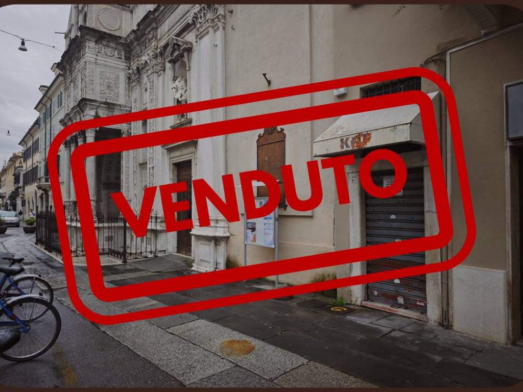 negozio in vendita a Brescia in zona Centro Storico