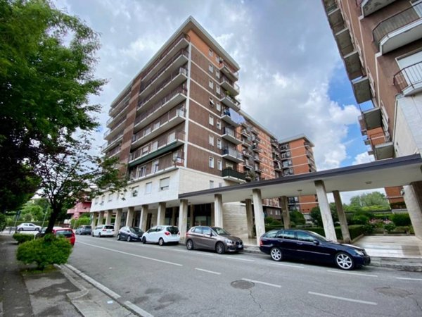 appartamento in vendita a Brescia in zona Volta