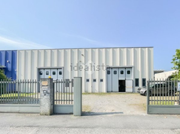 capannone in vendita a Brescia in zona San Polo