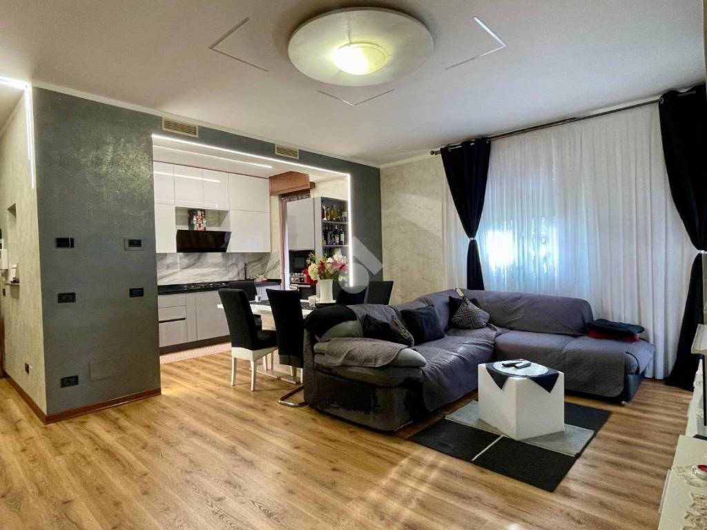 appartamento in vendita a Brescia in zona Chiusure