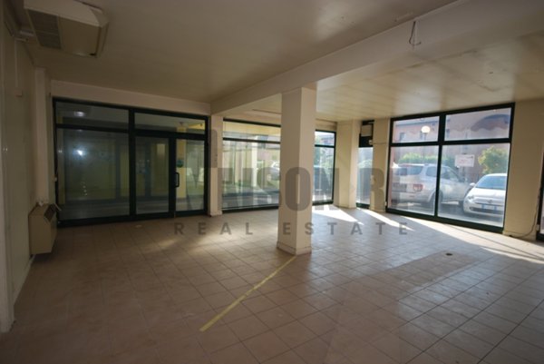 ufficio in vendita a Brescia in zona Villaggio Violino