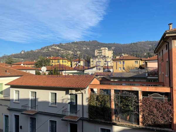 appartamento in vendita a Brescia in zona Porta Venezia