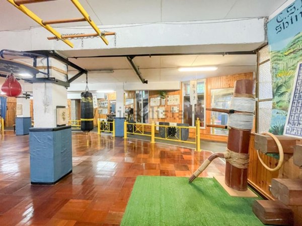 locale di sgombero in vendita a Brescia in zona Porta Venezia