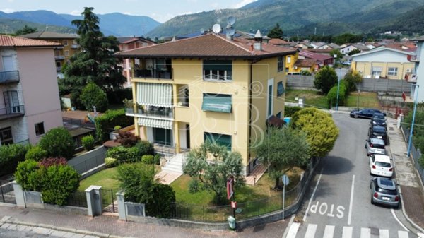 casa indipendente in vendita a Brescia in zona Sant'Eustacchio