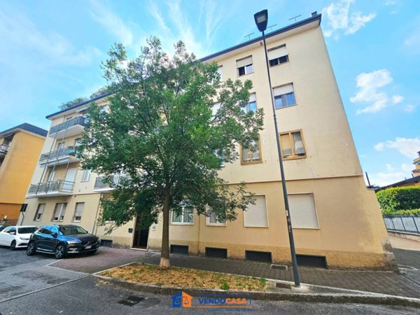 appartamento in vendita a Brescia in zona Crocifissa di Rosa