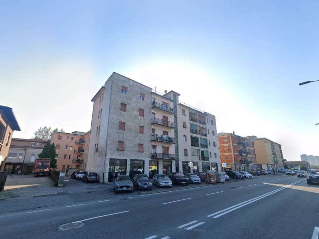 appartamento in vendita a Brescia in zona Volta