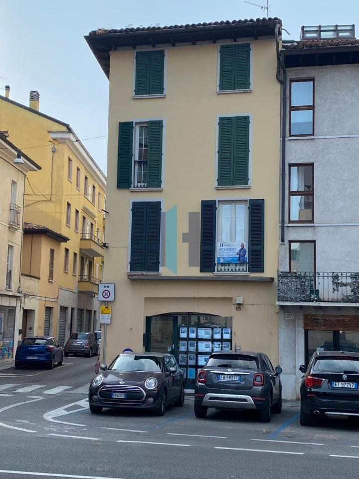 appartamento in vendita a Brescia in zona Centro Storico