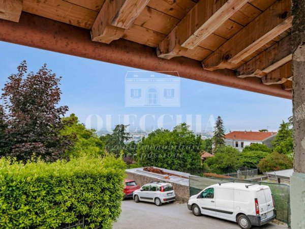 casa indipendente in vendita a Brescia in zona Porta Venezia
