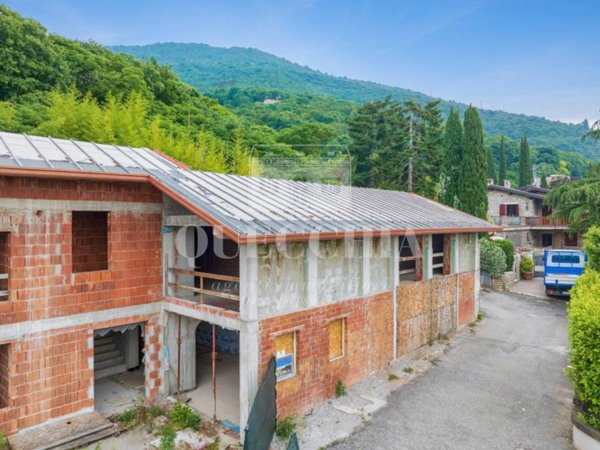 casa indipendente in vendita a Brescia in zona Porta Venezia