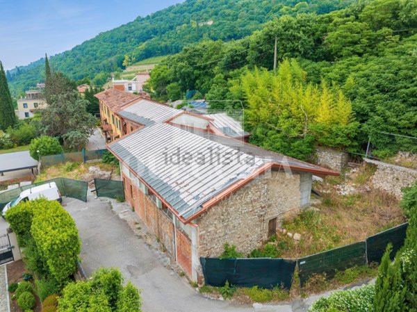casa indipendente in vendita a Brescia