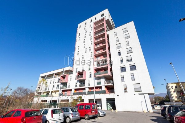 appartamento in vendita a Brescia in zona Quartiere Primo Maggio