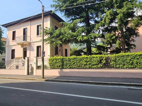 casa indipendente in vendita a Brescia in zona Porta Venezia