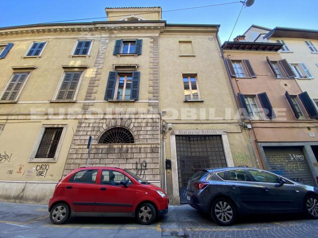 appartamento in vendita a Brescia in zona Carmine