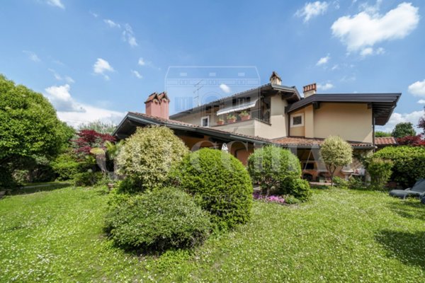 casa indipendente in vendita a Brescia in zona Caionvico