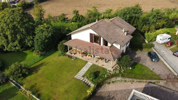 casa indipendente in vendita a Brescia