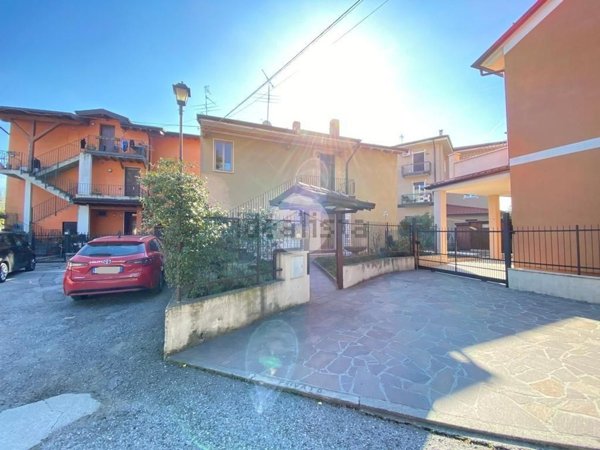 esavano in vendita a Brescia in zona Sant'Eufemia