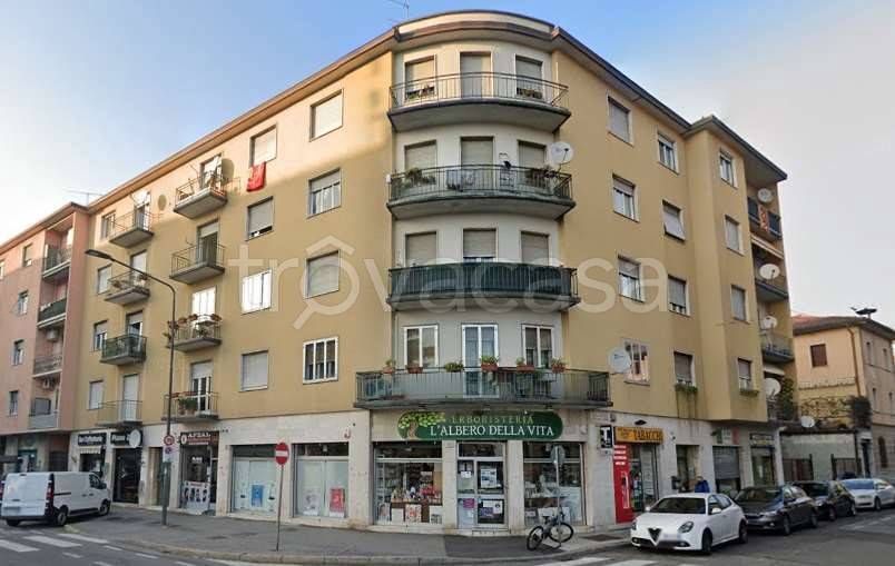 appartamento in vendita a Brescia in zona Porta Venezia