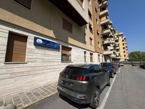 ufficio in vendita a Brescia in zona Volta