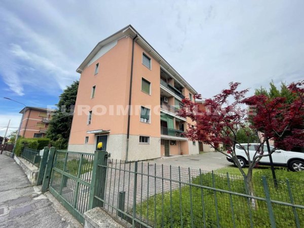 appartamento in vendita a Brescia in zona Villaggio Violino