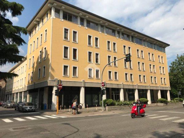 appartamento in vendita a Brescia in zona Centro Storico