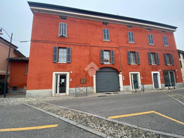 negozio in vendita a Brescia in zona Volta