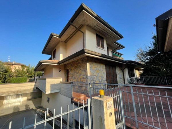 casa indipendente in vendita a Brescia in zona Caionvico