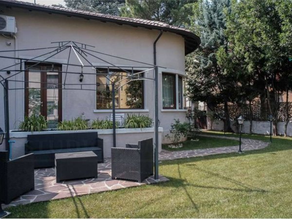 casa indipendente in vendita a Brescia in zona Porta Venezia