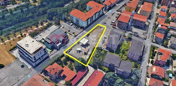 terreno edificabile in vendita a Brescia in zona Chiusure