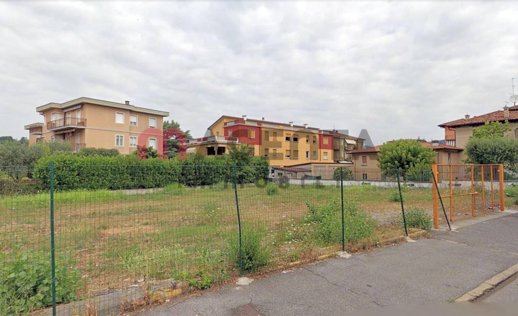 terreno edificabile in vendita a Brescia in zona Chiusure