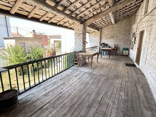 appartamento in vendita a Brescia in zona Mompiano