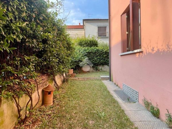 appartamento in vendita a Brescia in zona Chiusure
