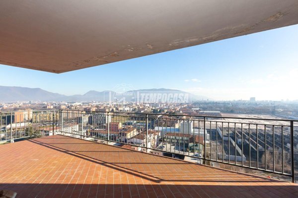 appartamento in vendita a Brescia in zona Quartiere Primo Maggio