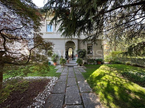 casa indipendente in vendita a Brescia in zona Porta Venezia