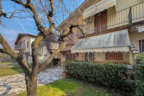 casa indipendente in vendita a Brescia in zona Villaggio Prealpino