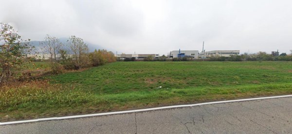 terreno edificabile in vendita a Brescia in zona Buffalora