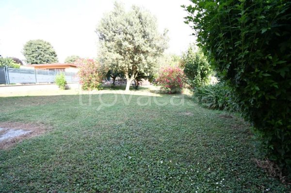 casa indipendente in vendita a Brescia in zona Volta